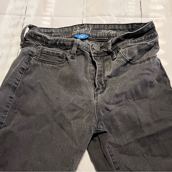 Black Mid Ride Skinny YMI Jeans, Size 9 - Picture 9 of 9